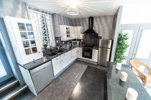 Appartements Le MIAMI - Chaleureux 4 pers- Oullins centre- Lyon : photos des chambres