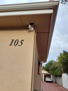 105 on Sarel Cilliers