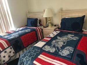 Lucky Landing - Private Heated Pool & Spa