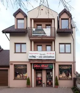 Moody Hostel - Staroguby