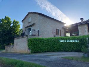 Maisons de vacances Maison de 4 chambres avec piscine partagee jardin amenage et wifi a Saint Gery : photos des chambres