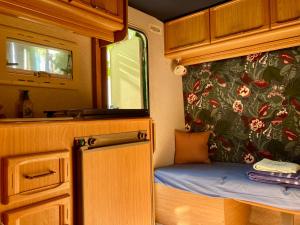 Campings Caravane en pleine nature a l’elevage du Roc : photos des chambres