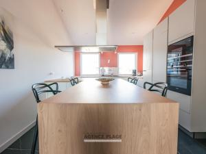 Maison avec Garage & WIFI au Centre des Sables-dOlonne - FR-1-197-565