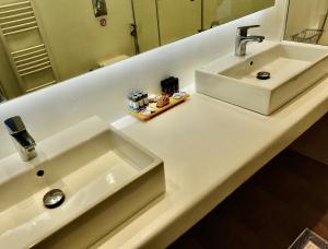 Seaview & Jacuzzi summer residence