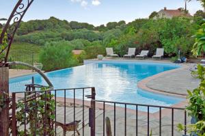 Maisons de vacances Maison d'une chambre avec piscine partagee jardin amenage et wifi a Sartene : photos des chambres