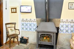 Charming House in Añora with Garden