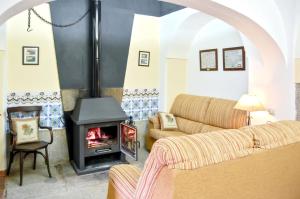 Charming House in Añora with Garden