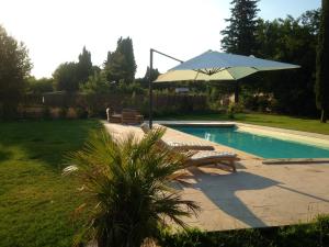 Villas Villa charmante a Eyragues avec piscine privee : photos des chambres