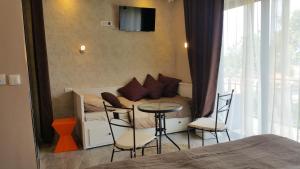 Welcoming Villa in Vantačići with Pool and Sea View