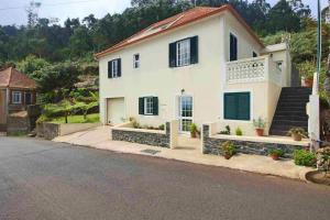 Elegant Apartment in Levada Grande + Terrace + 120 m²