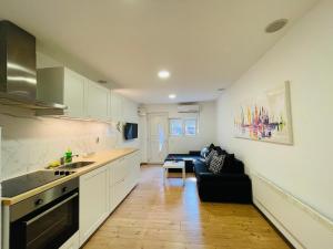 Red app by Alex Rafel, close to the bus station