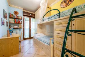 Chic Apartment in Barletta - Sunny Terrace