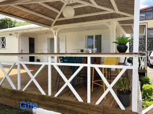 Maison confortable à Saint Paul avec jardin clos - Le Guillaume