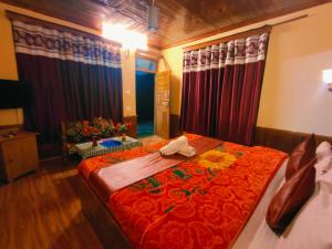 Chetna hotel & cottage