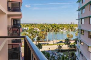 3 Bedroom Apt Ocean-Front Resort The Alexander