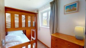 F26 Porthia, Riviere Towans