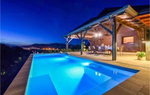 Nice Home In Gornja Pacetina With Wifi 