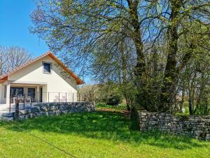 Maisons de vacances Maison de 3 chambres avec vue sur la ville jardin amenage et wifi a Le Fied : photos des chambres