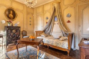 Appartements Logement d'exception dans le Chateau de Lacypierre : photos des chambres