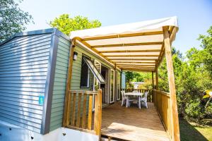 Campings Camping Paradis Carcans Lacanau : photos des chambres