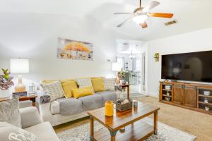 Charming Abbeville Home w Private Boat Dock!