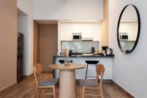 Londres 256 by Wynwood House