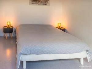 Appartements Appartement T3 avec balcon proche commodites, parking inclus - FR-1-349-198 : photos des chambres