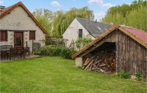 Nice Home In Savigne-Sous-Le-Lude