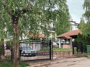 Grand Blue 2 Bedroom Apartment Sokobanja