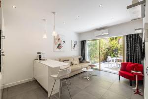 Stunning 2 bedroom flat, 2 min from the Croisette