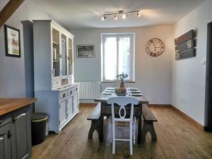 Maisons de vacances Ker Yael – Maison familiale avec grand jardin a 5min de la plage Saint Jean du doigt : photos des chambres