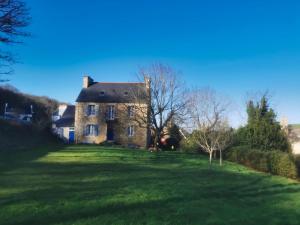 Maisons de vacances Ker Yael – Maison familiale avec grand jardin a 5min de la plage Saint Jean du doigt : photos des chambres