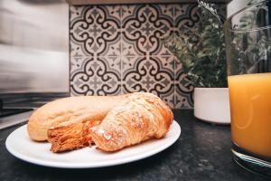 Commercial House, By Solace Stays