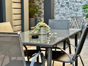 T&T Luxury Apartments - Rooftop Jacuzzi