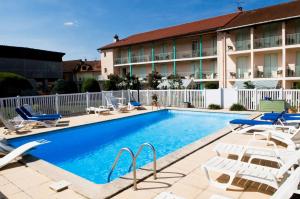 Hotels Hostellerie de La Poste : photos des chambres