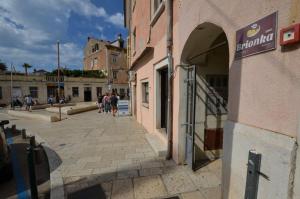 Apartments and rooms with WiFi Rovinj - 20857