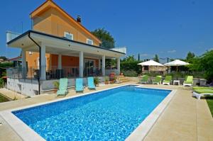 Family friendly house with a swimming pool Kurili, Central Istria - Sredisnja Istra - 20876 