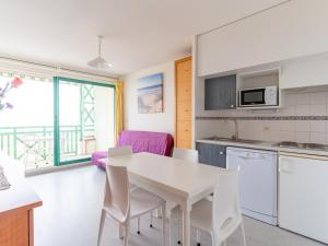 Appartement 2 étoiles à Mimizan Plage pour 4 personnes avec parking - FR-1-50-85