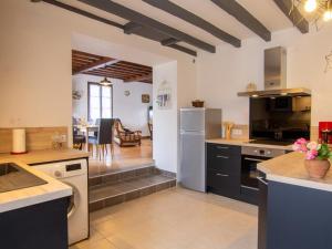 Maisons de vacances Gite Saint-Front-la-Riviere, 4 pieces, 6 personnes - FR-1-616-177 : photos des chambres