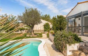 Maisons de vacances Awesome Home In Meschers-sur-gironde With Wifi, Private Swimming Pool And 2 Bedrooms : photos des chambres