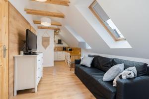 UROCZY ZAKĄTEK - Dom z jacuzzi do 16 osób w centrum Zatora, blisko Energylandii