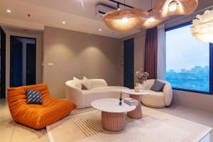 Tropicana 218 Macalister X Airlevate Suites