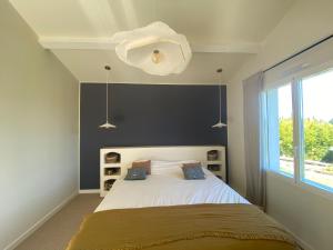 Villa et piscine privatives avec magnifique parc