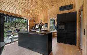 3 Bedroom Cozy Home In Blokhus