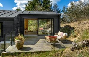 3 Bedroom Cozy Home In Blokhus