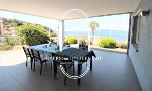 Appartements Villa Antoine Appartement RDJ Vue mer CLiM Wifi parking plage 50m : photos des chambres