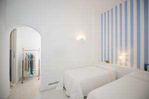 Two-Bedroom Apartment room in Alcione Residence