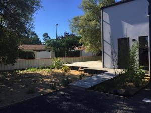 Maisons de vacances Maison Famille 8 pers, Jardin et Terrasse a Jard-sur-Mer - FR-1-336-104 : photos des chambres