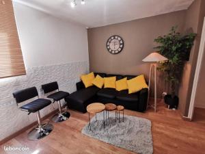 Appartements LE COSY - Appartement Pontoise Cosy Calme : photos des chambres