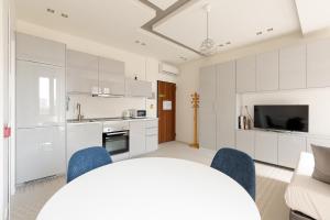 GuestHost - Milano Renovated Studio APTS